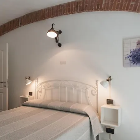 Dreaming Apartment