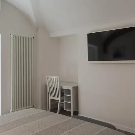 Apartment Dreaming