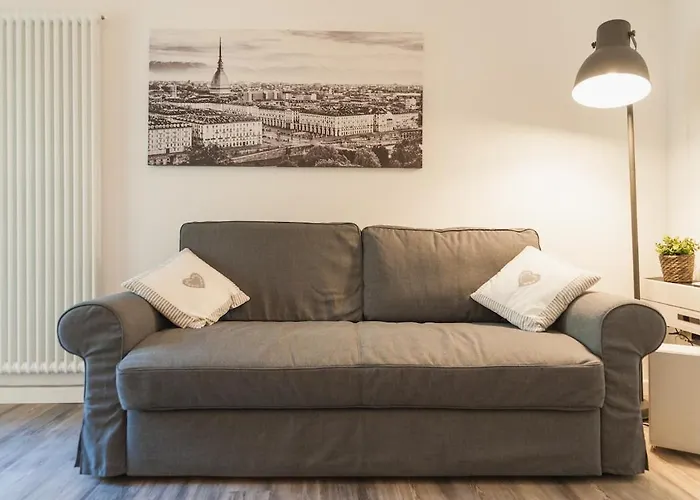 Apartment Dreaming *